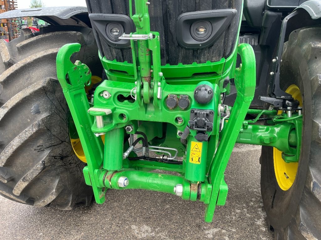 Tracteur JOHN DEERE 6R 215 - photo slide 40