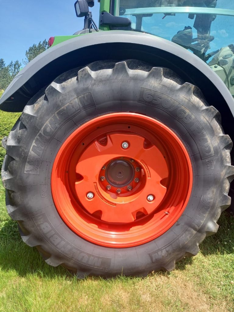 Tracteur FENDT 724 VARIO POWER + - photo slide 7