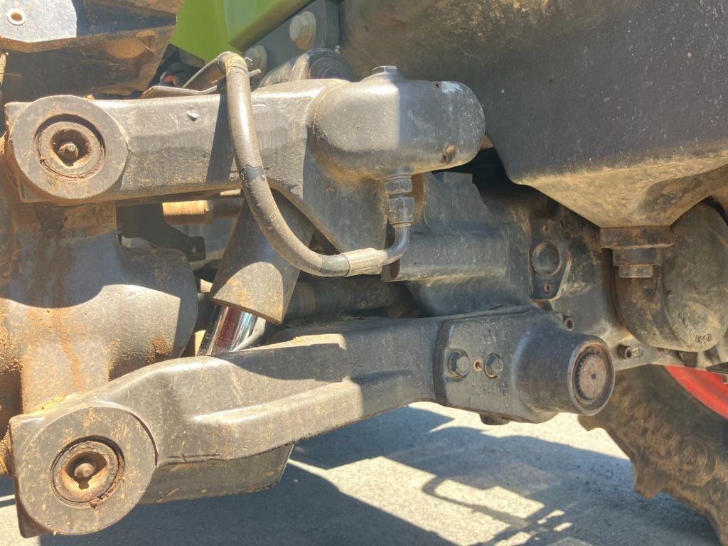 Tracteur CLAAS ARION 620 - photo slide 16