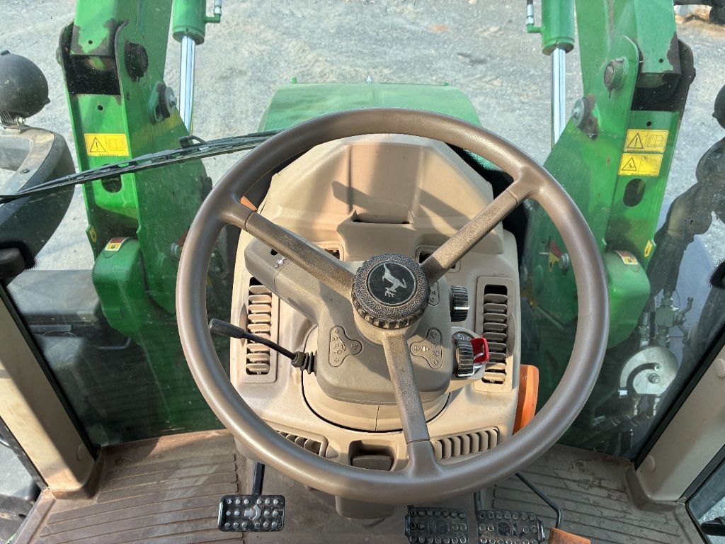 Tracteur chargeur JOHN DEERE 6100 M AUTOQUAD - photo slide 11