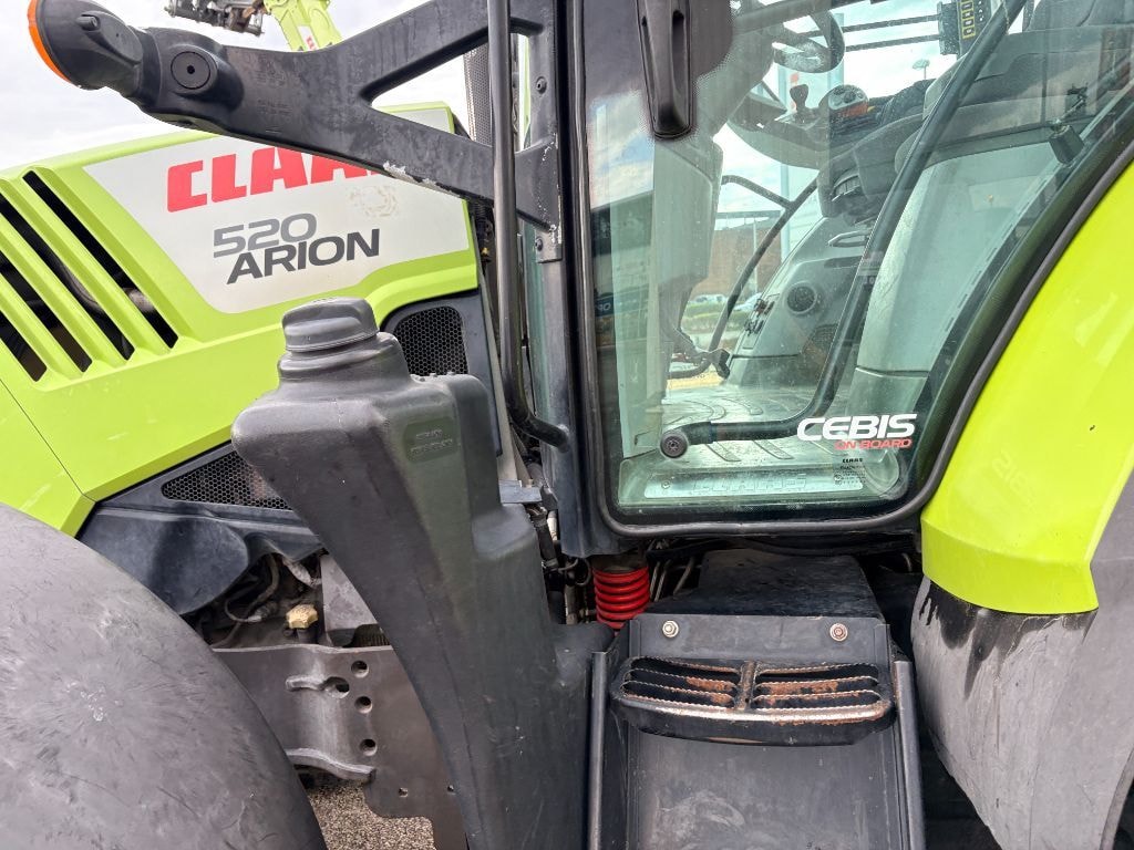 Tracteur CLAAS ARION 520 CEBIS - photo slide 20