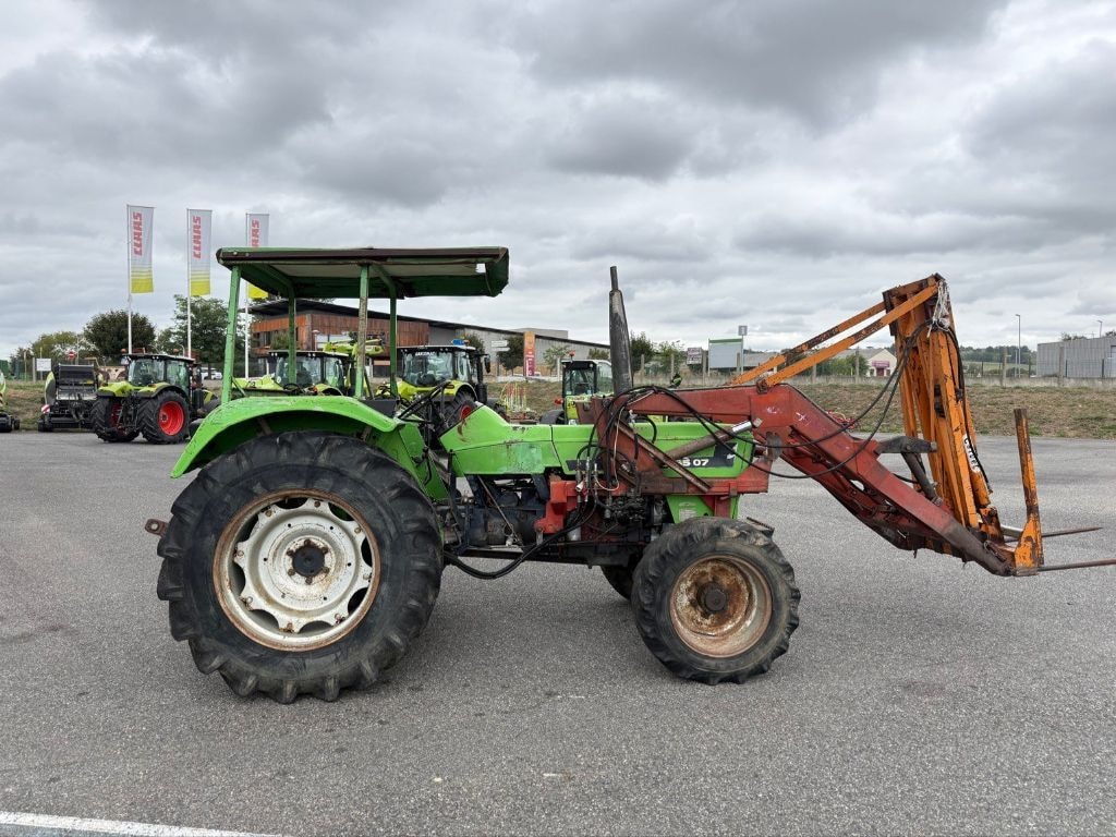 Tracteur DEUTZ-FAHR D 65.07 - photo slide 2