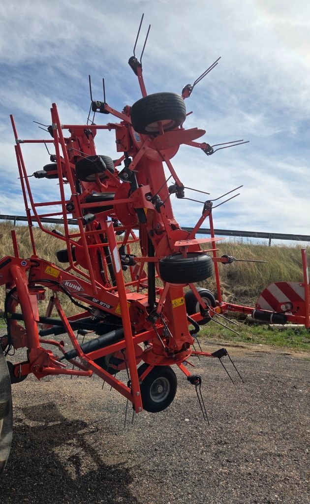 Faneuse KUHN GF8712 - photo slide 15