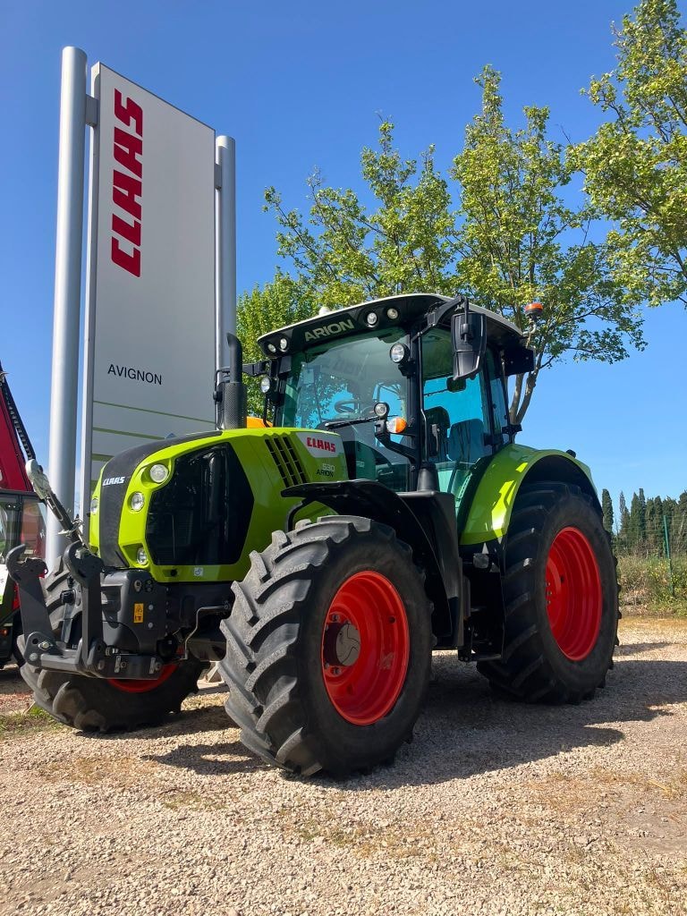 Tracteur CLAAS ARION 530 cis+ - photo slide 1