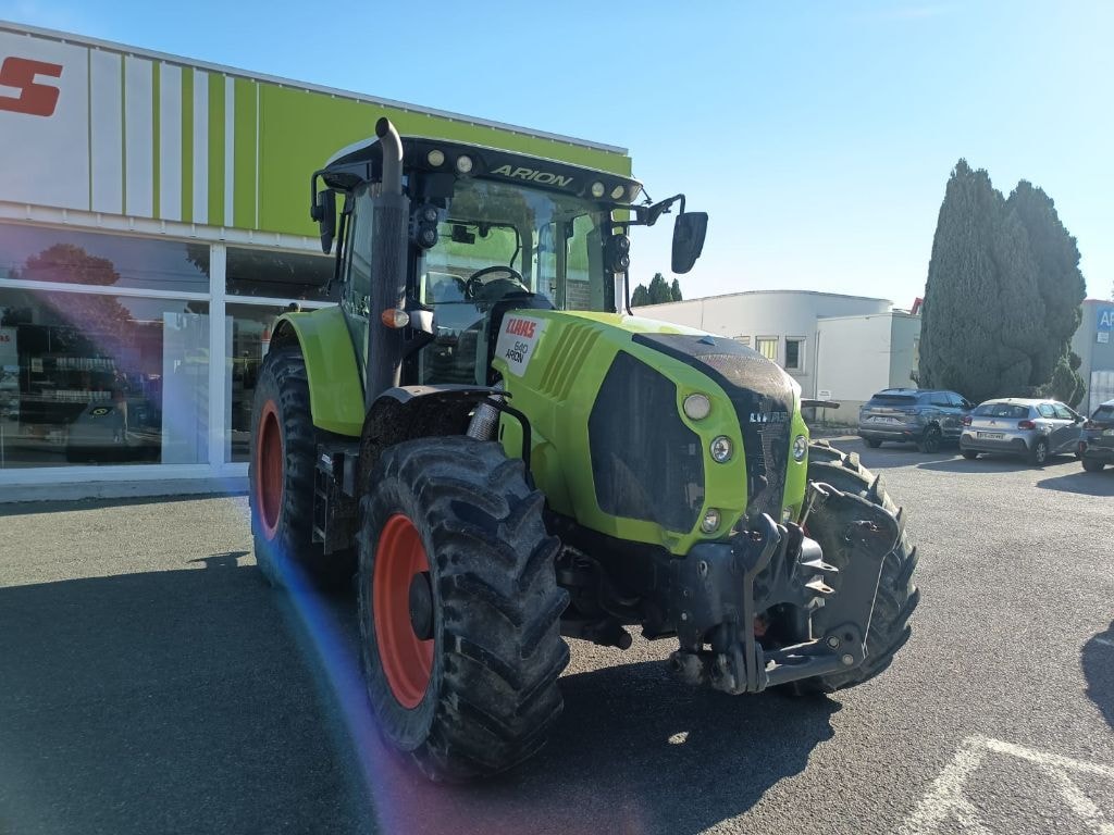 Tracteur CLAAS Arion 640 t4i - photo slide 1
