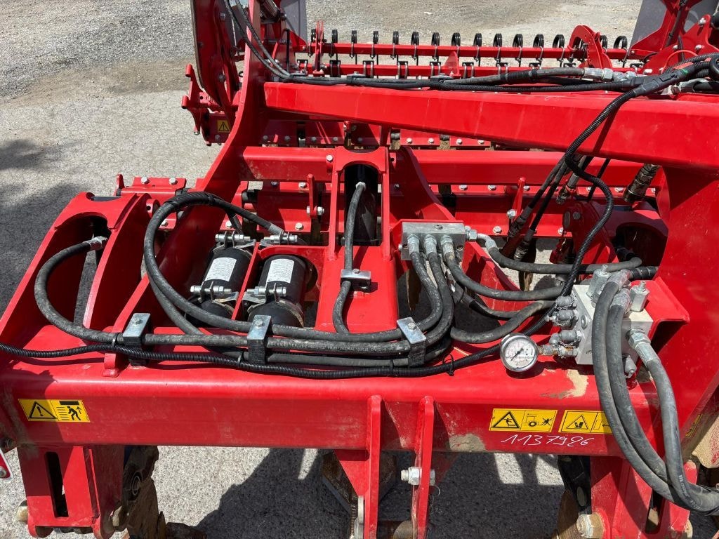 Decompacteur KVERNELAND DTX 300 - photo slide 12