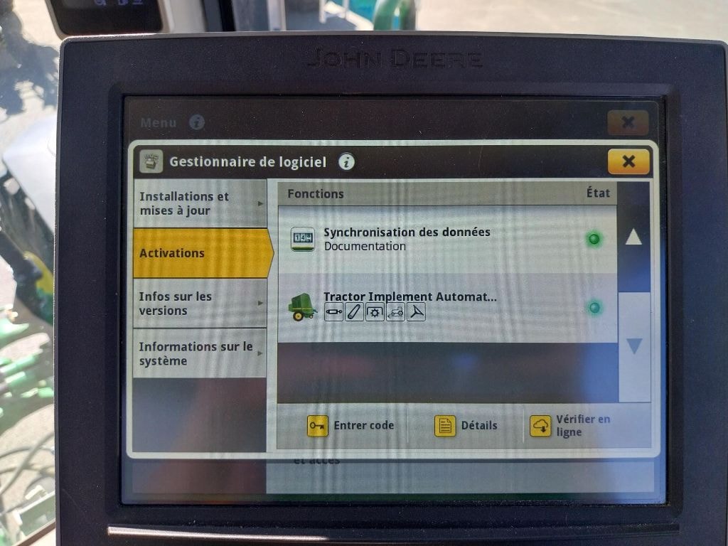 Tracteur JOHN DEERE 8R310 - photo slide 23