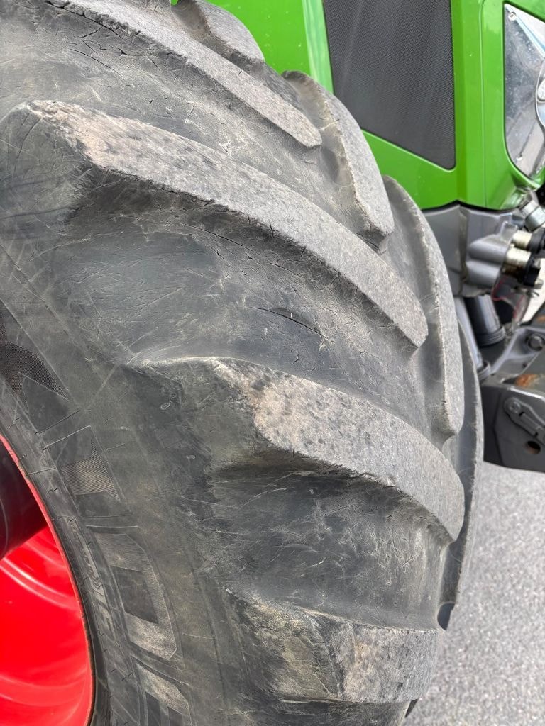 Tracteur FENDT 826 VARIO PROFI + - photo slide 19