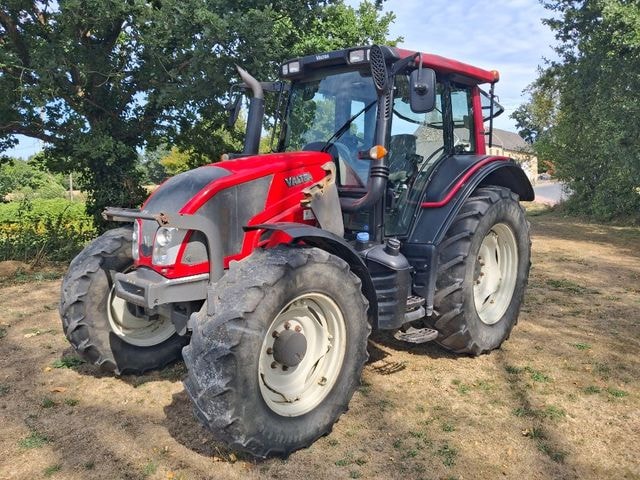 Tracteur chargeur VALTRA N113H3 - photo slide 1