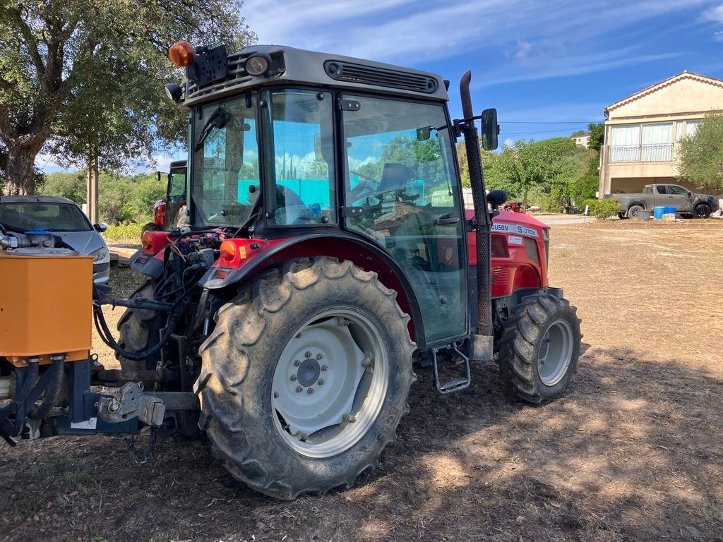 Tracteur fruitier MASSEY FERGUSON 3709S EF - photo slide 4