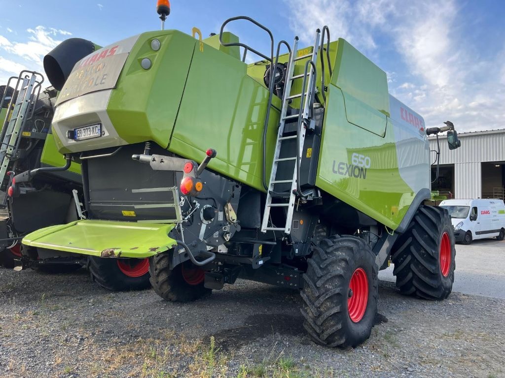 Moissonneuse CLAAS LEXION 650 - photo slide 4