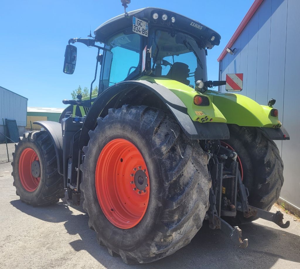 Tracteur CLAAS AXION 920 CMATIC CIS + - photo slide 6