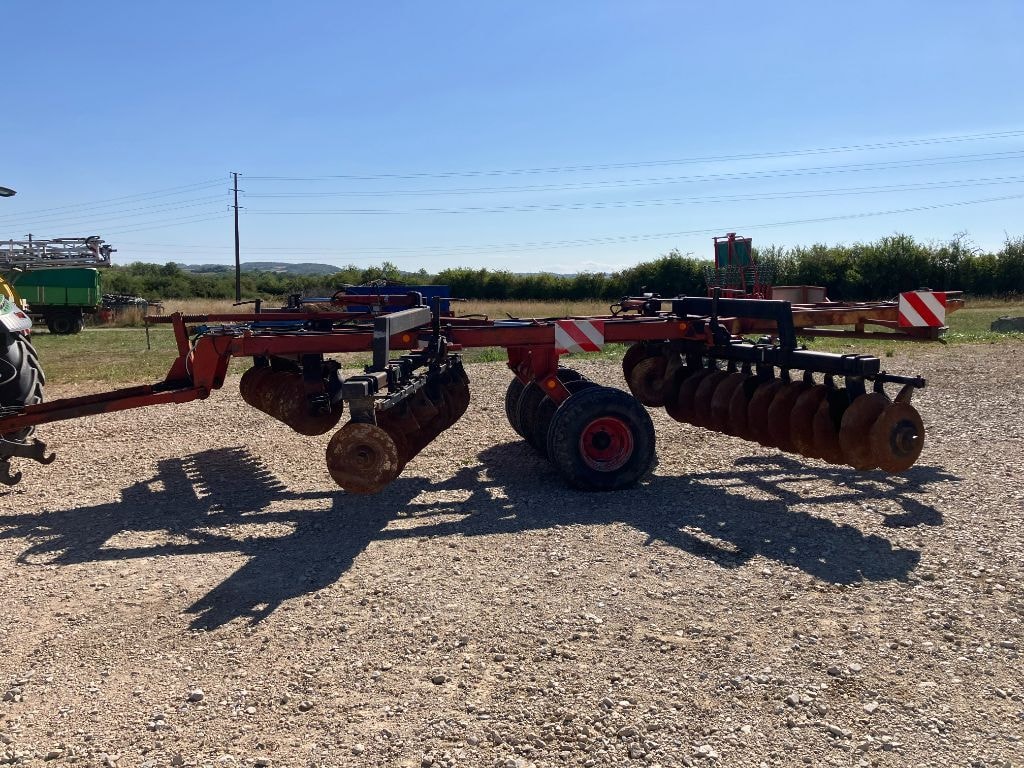 Cover crop GREGOIRE BESSON XLR 666 - photo slide 33