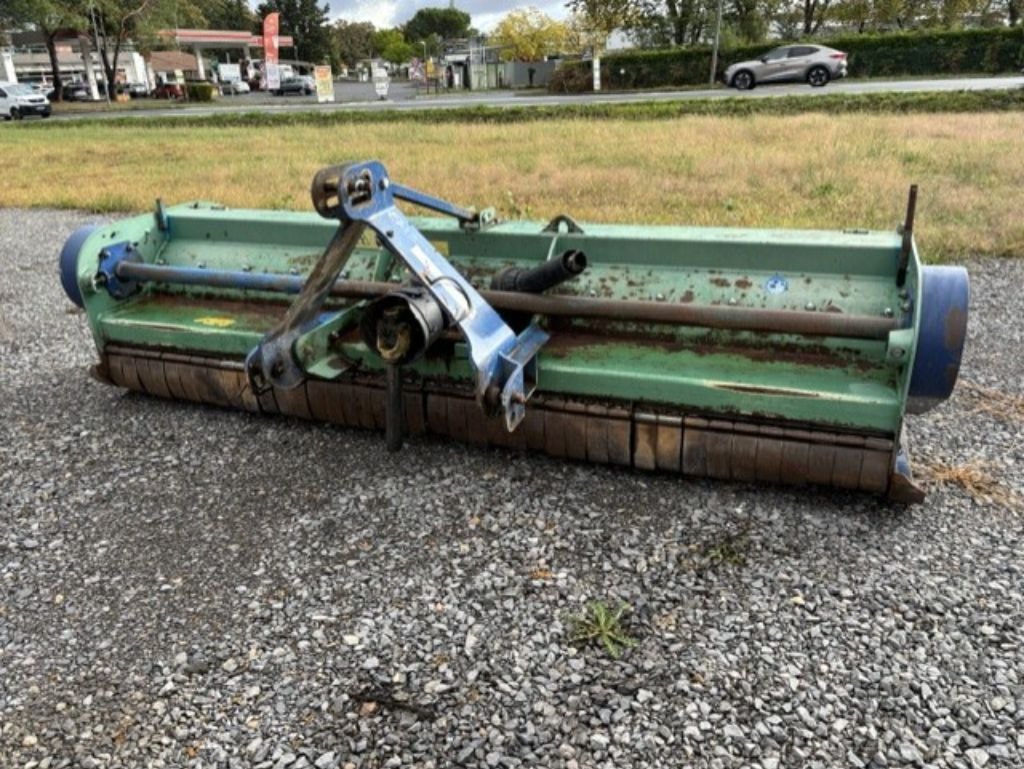 Broyeur DESVOYS DR 4 - photo slide 1