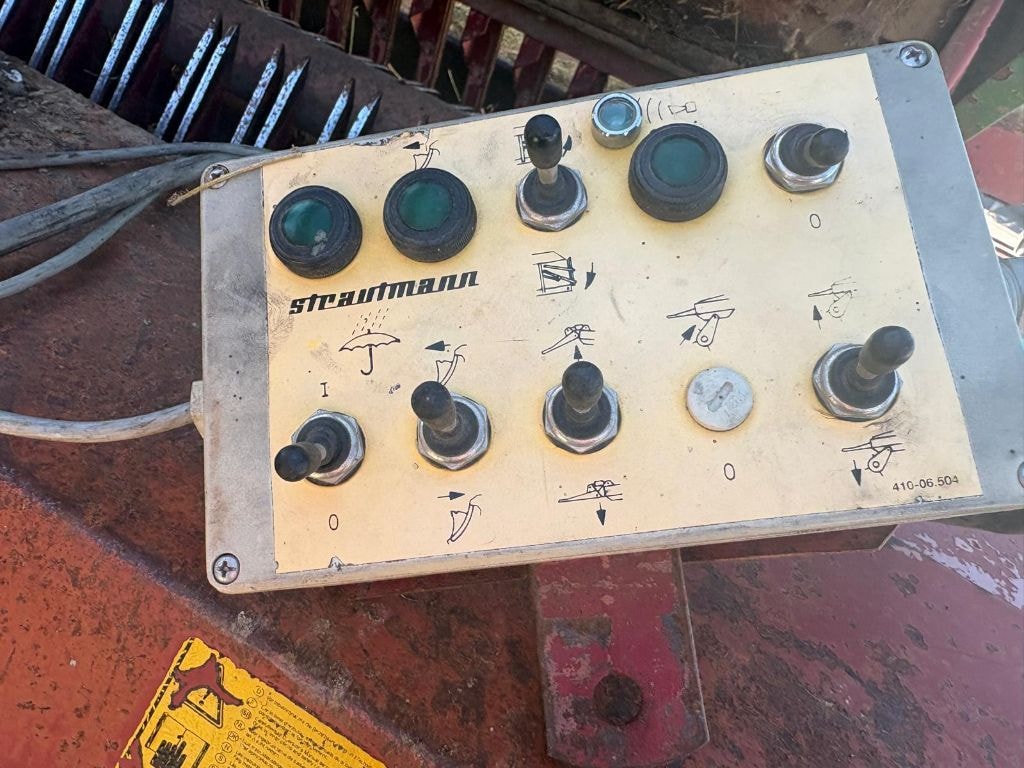 Autochargeuse STRAUTMANN Vitesse 320 - photo slide 5