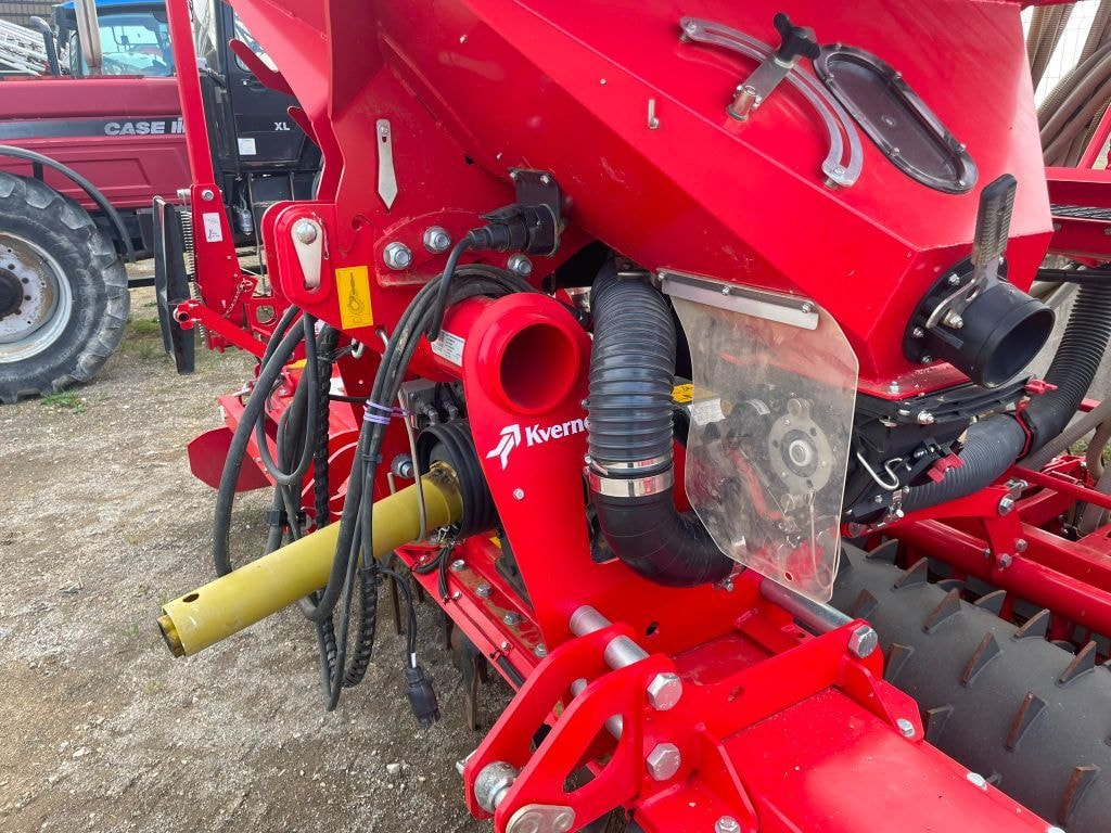 Combine de Semis KVERNELAND E-DRILL MAXI PLUS - photo slide 4