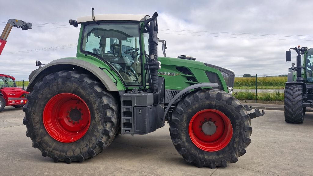 Tracteur FENDT 828 VARIO PROFI - photo slide 7