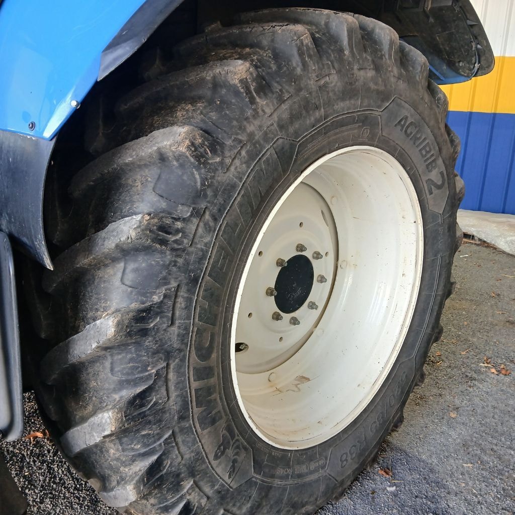 Tracteur NEW HOLLAND T7.210 AC - photo slide 10