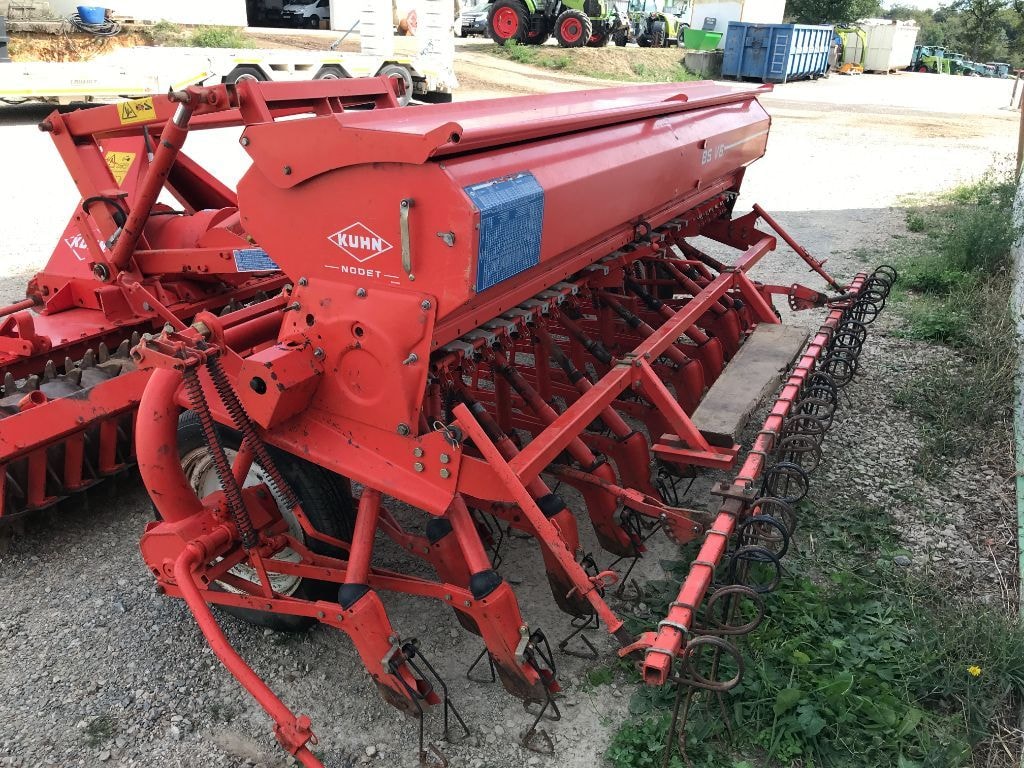 Herse rotative KUHN HRB 302 - photo slide 18