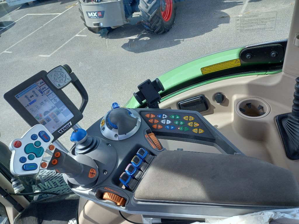 Tracteur FENDT 716 VARIO PROFI - photo slide 20