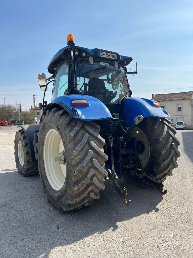 Tracteur NEW HOLLAND T7.225 AC    N°1 - photo slide 3