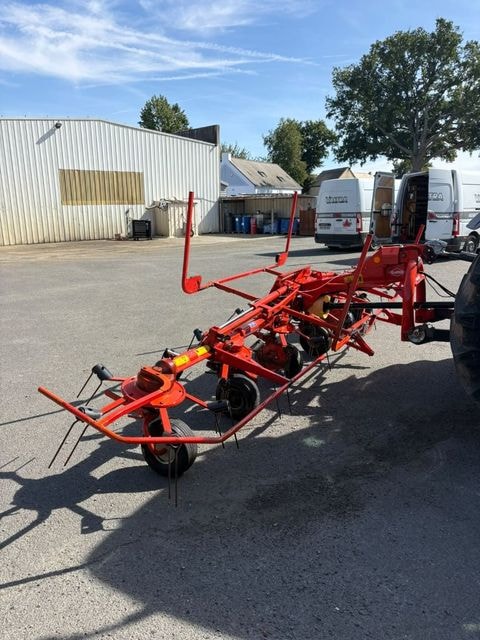Faneuse KUHN GF 5801 MH digidrive - photo slide 6