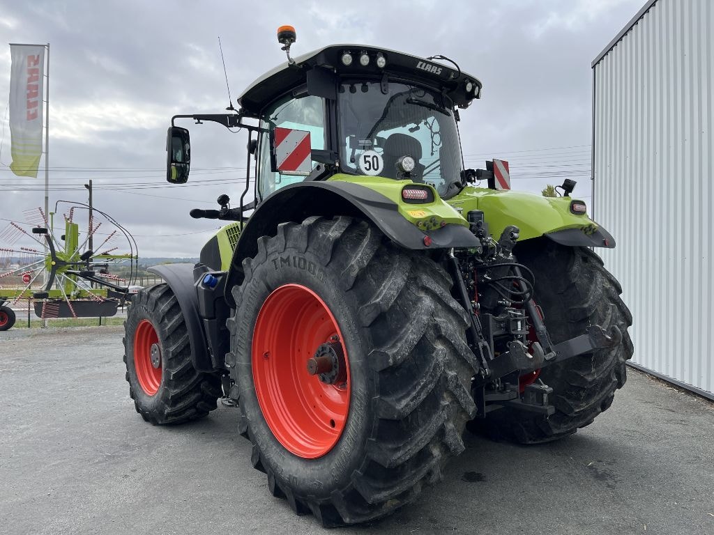 Tracteur CLAAS AXION 850 C-matic Cemis 1200 - photo slide 3