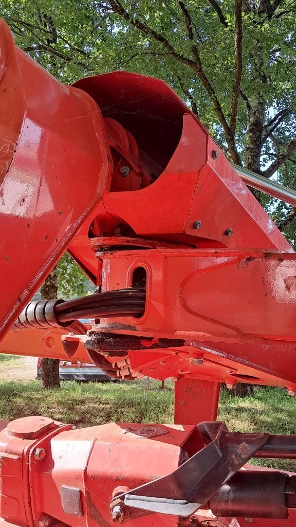 Faucheuse KUHN GMD 5251 TC - photo slide 10