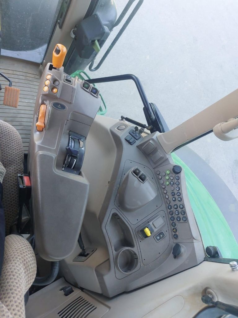 Tracteur JOHN DEERE 6195M - photo slide 15