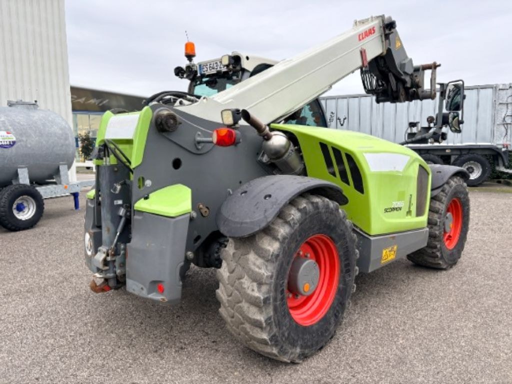Telescopique CLAAS SCORPION 7055 - photo slide 7