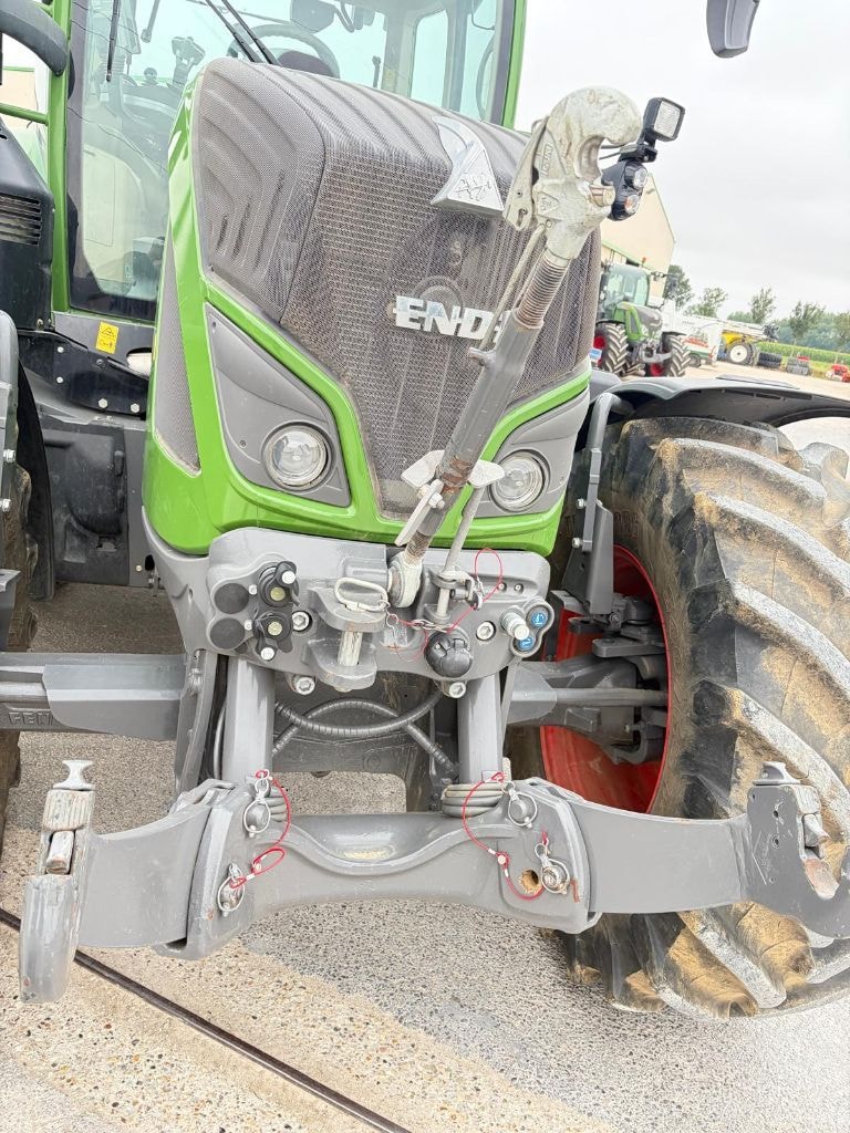 Tracteur FENDT 514 VARIO POWER - photo slide 9