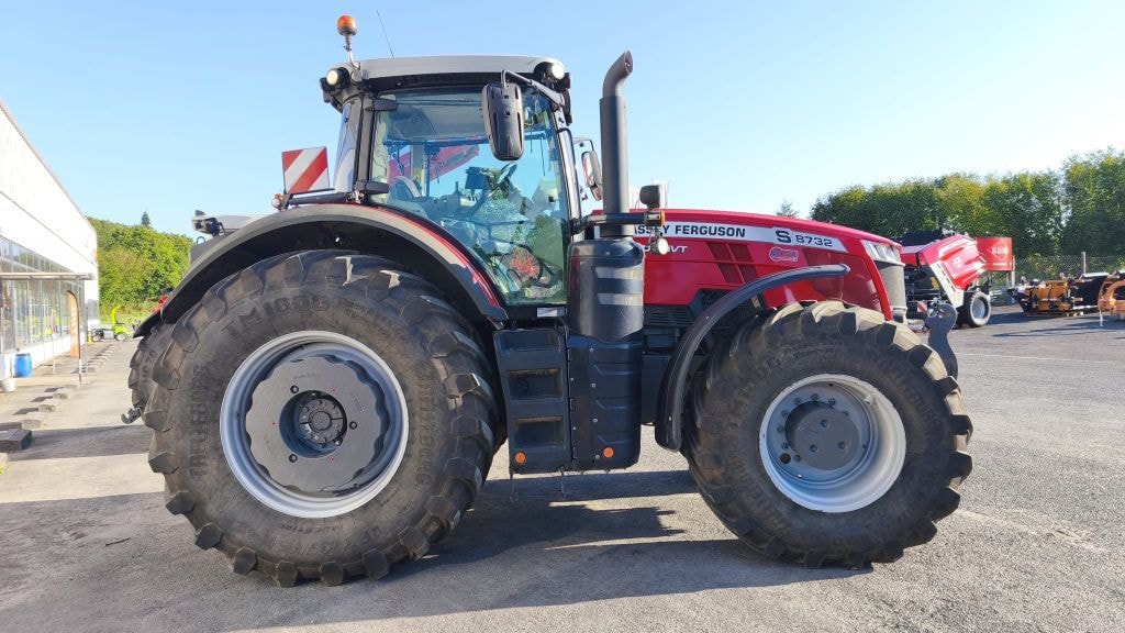 Tracteur MASSEY FERGUSON 8732S DYNA-VT EXCLUSIVE - photo slide 2