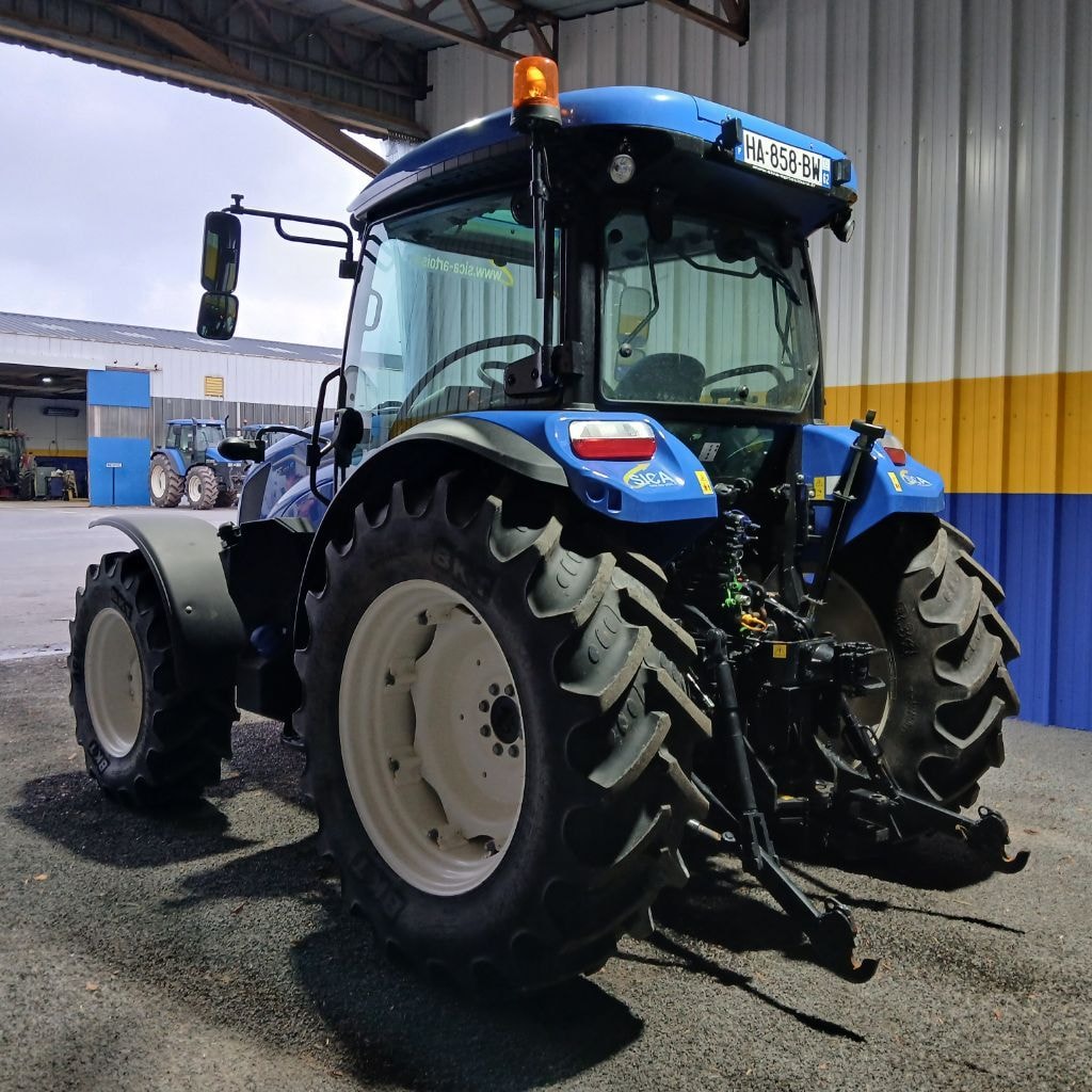Tracteur NEW HOLLAND T5.100S - photo slide 4