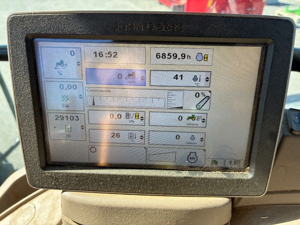 Tracteur chargeur JOHN DEERE 6115 R - photo slide 18