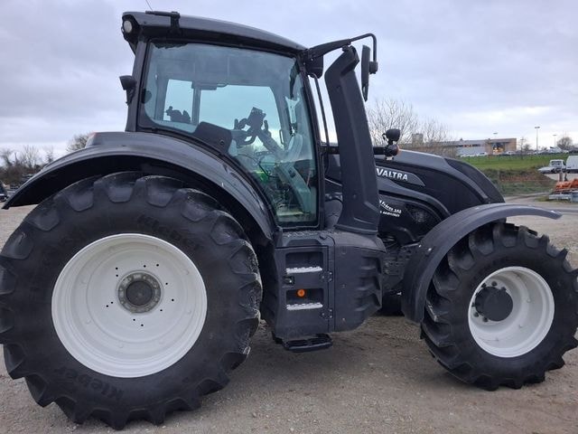 Tracteur VALTRA T174ED - photo slide 5