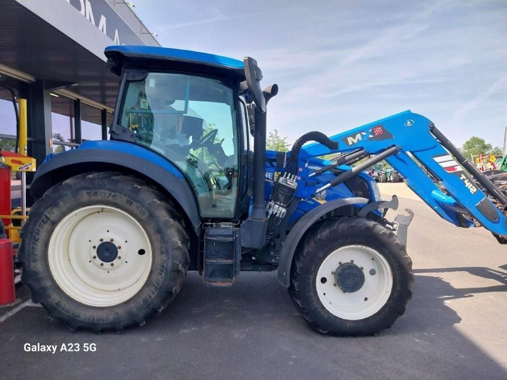 Tracteur chargeur NEW HOLLAND T5 120 - photo slide 7