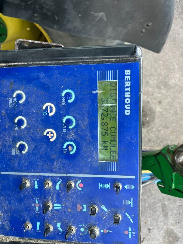 Pulverisateur BERTHOUD DP TRONIC 32 - photo slide 5