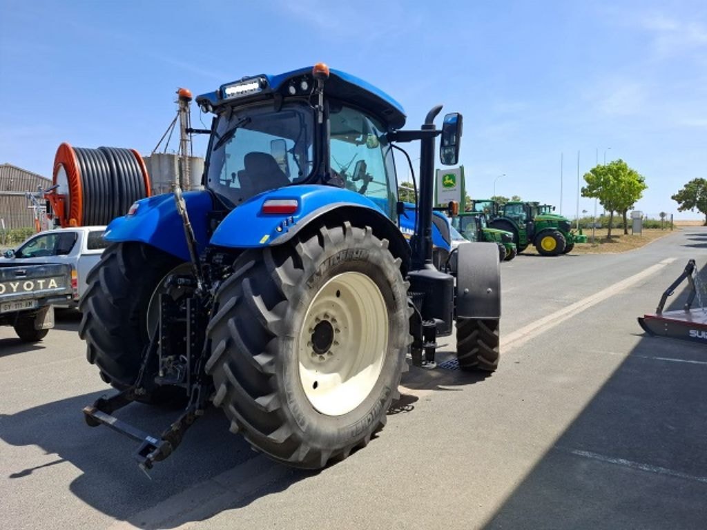 Tracteur NEW HOLLAND T7.245 - photo slide 3