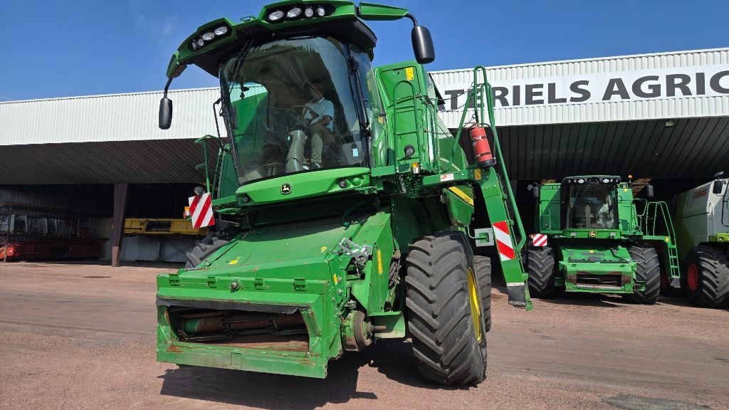 Moissonneuse JOHN DEERE T660 HM 4RM - photo slide 19