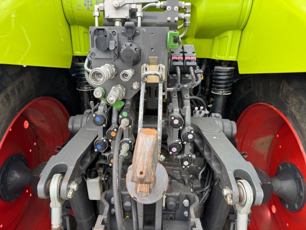 Tracteur CLAAS AXION 810 CEBIS - photo slide 12