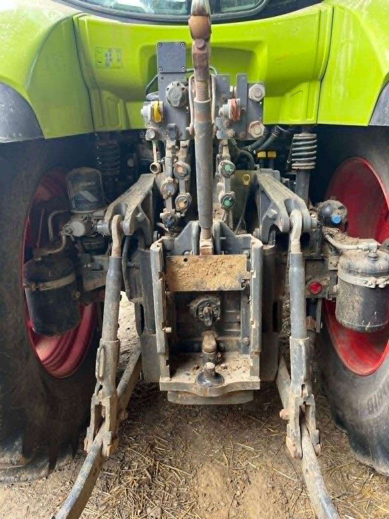 Tracteur CLAAS ARION 610 - photo slide 17