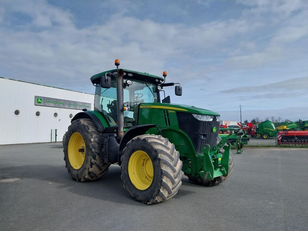 Tracteur JOHN DEERE 7230R 9.0L - photo slide 6