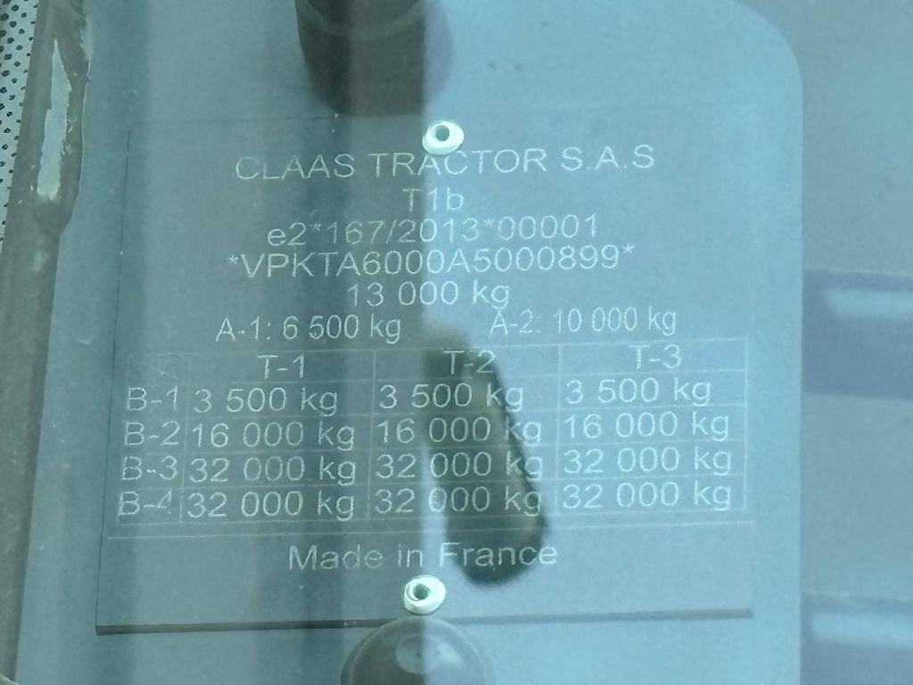 Tracteur CLAAS AXION 800 - photo slide 10