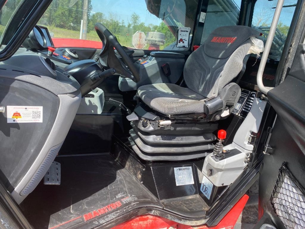 Telescopique MANITOU MLT 741-140 V+ - photo slide 9