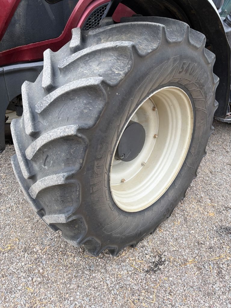 Tracteur VALTRA T175eA - photo slide 12