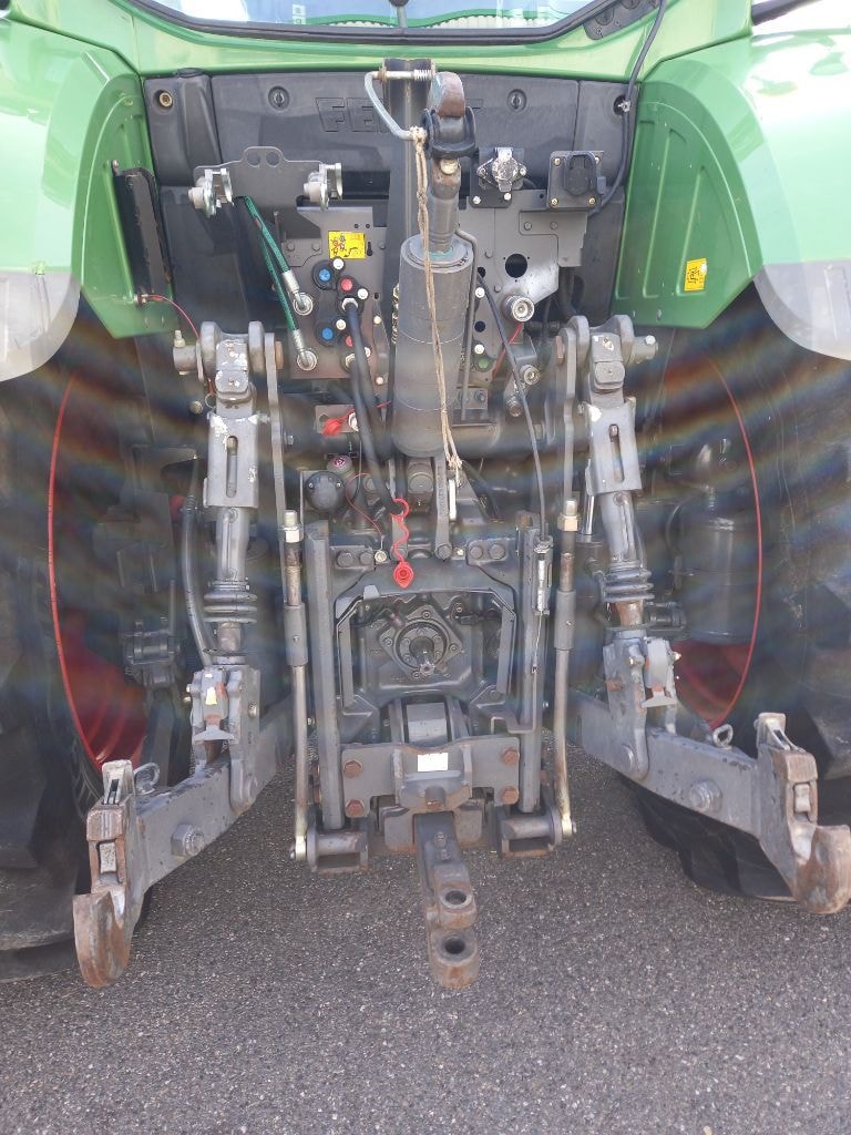 Tracteur FENDT 716 VARIO PROFI - photo slide 10