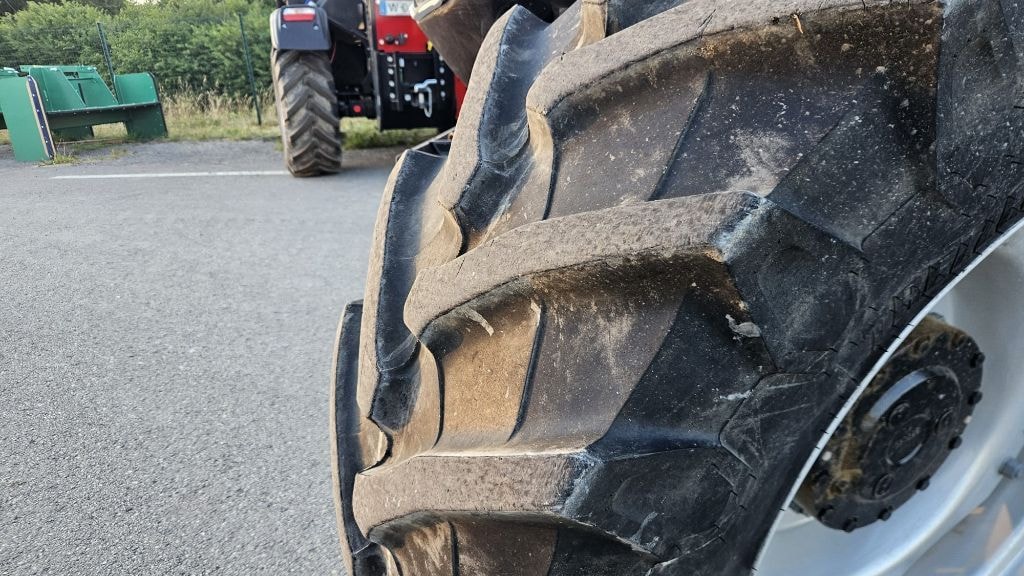 Tracteur chargeur CASE IH VESTRUM 120 CVXDRIVE - photo slide 10