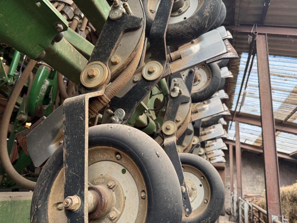 Semoir simplifié AMAZONE Condor 15 001 C - photo slide 14