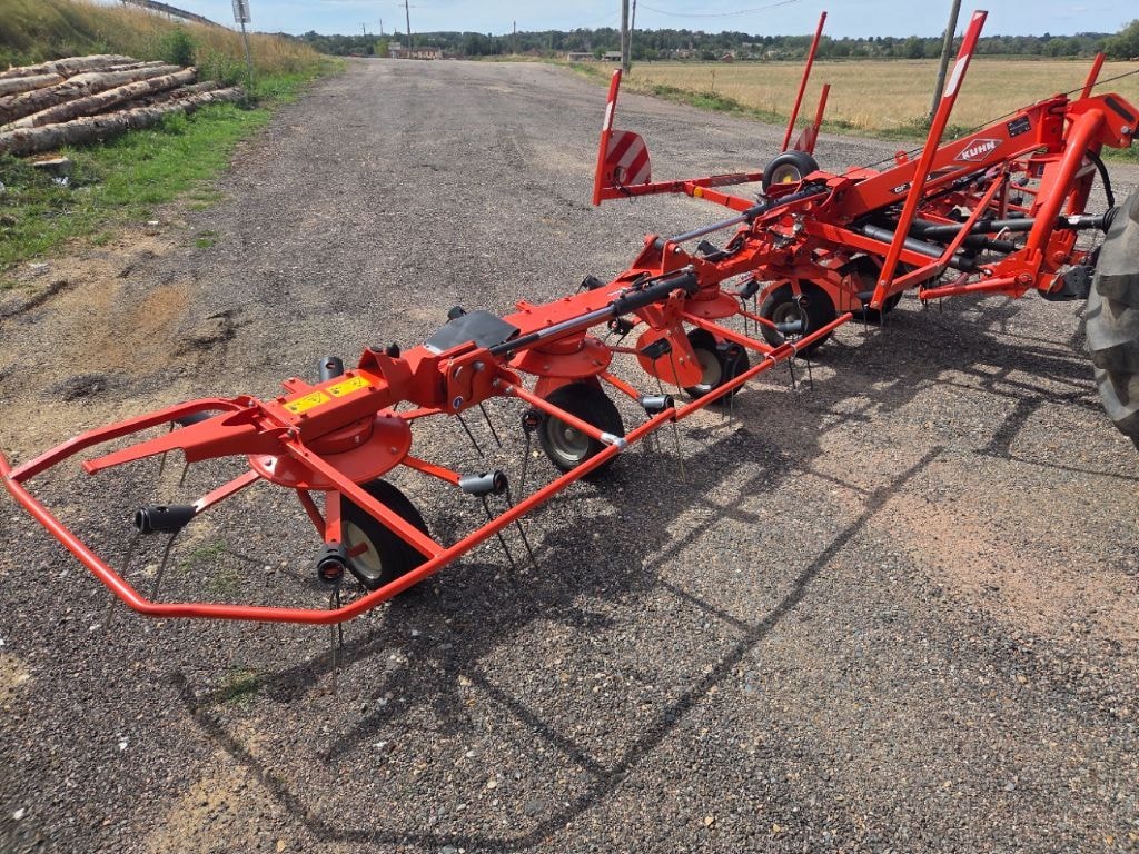 Faneuse KUHN GF8712 - photo slide 12