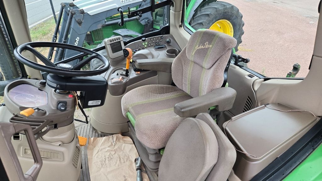 Tracteur JOHN DEERE 6930 PREMIUM - photo slide 11